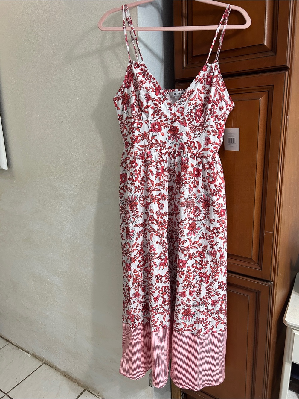 Ellen Tracy Red and White Floral Maxi Dress with Strappy V-Neck
